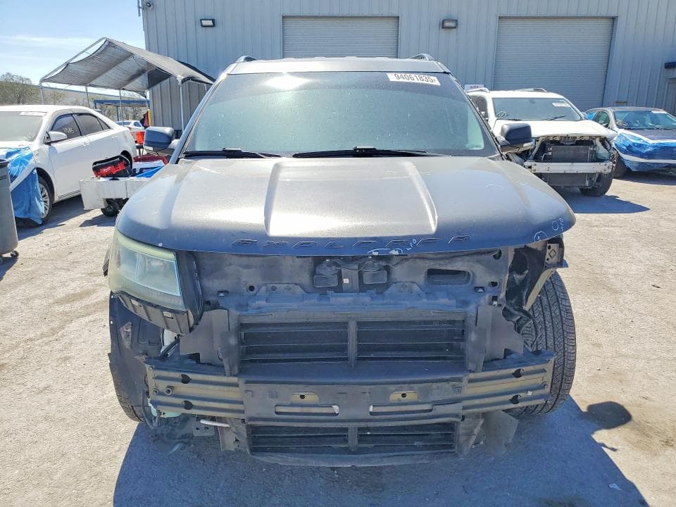 2017 FORD EXPLORER XLT XLT 5