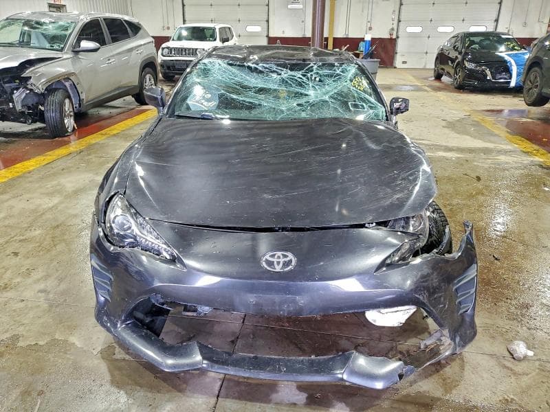 2017 TOYOTA 86 BASE 5