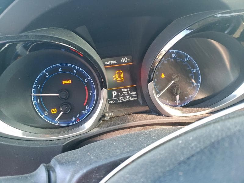 2016 TOYOTA COROLLA L L 9