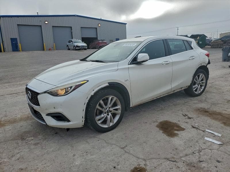 2017 INFINITI QX30 BASE - 1