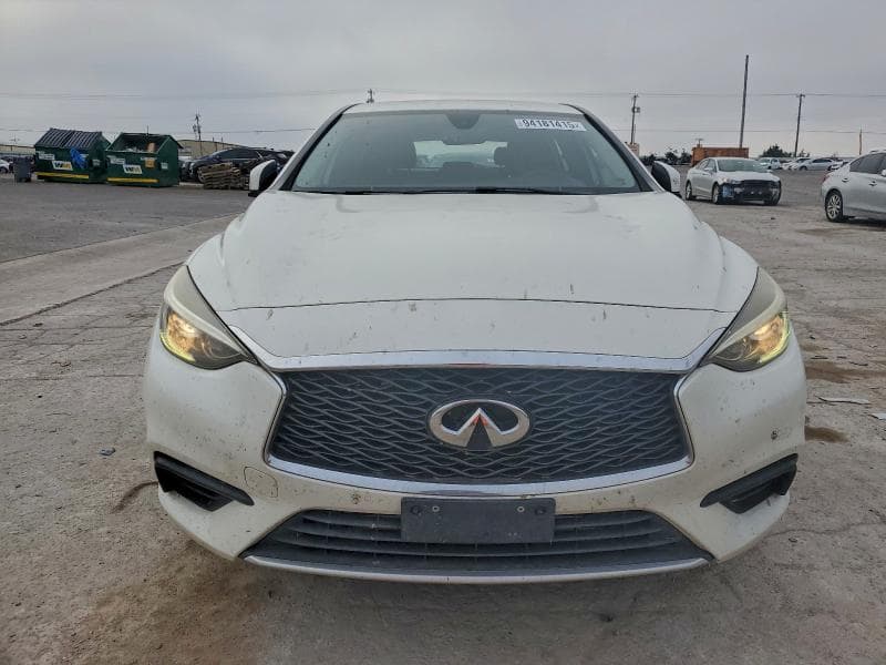 2017 INFINITI QX30 BASE 5