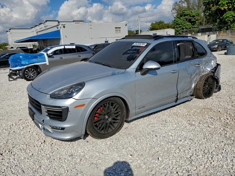 2017 PORSCHE CAYENNE GTS - 1