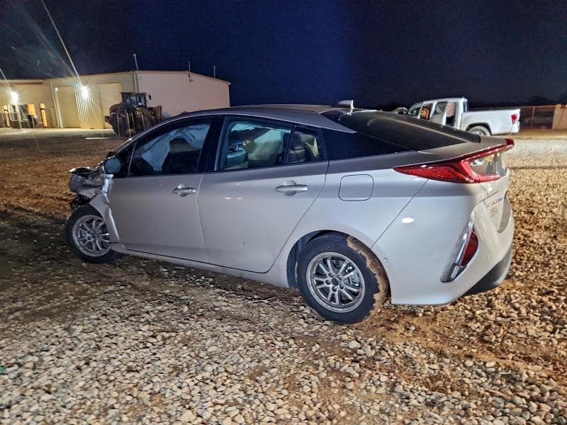 2018 TOYOTA PRIUS PRIME 2