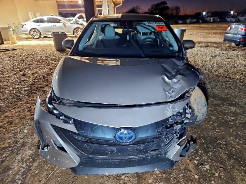 2018 TOYOTA PRIUS PRIME 5