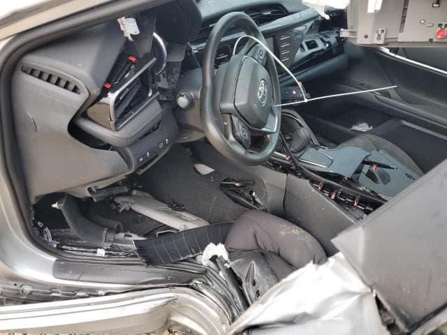 2019 TOYOTA CAMRY L L 8