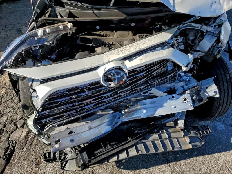 2019 TOYOTA RAV4 LIMITED 12