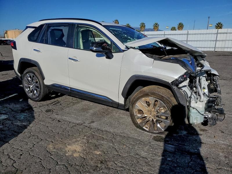 2019 TOYOTA RAV4 LIMITED 4