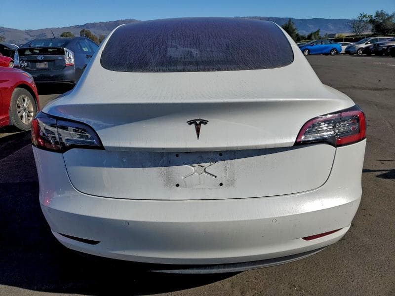 2017 TESLA MODEL 3 6