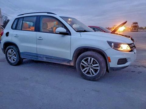 2017 VOLKSWAGEN TIGUAN S S 4
