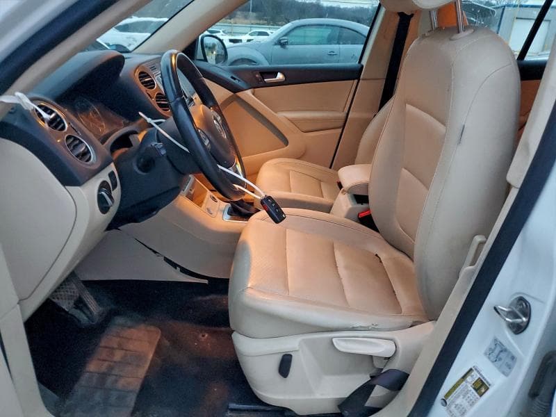 2017 VOLKSWAGEN TIGUAN S S 7