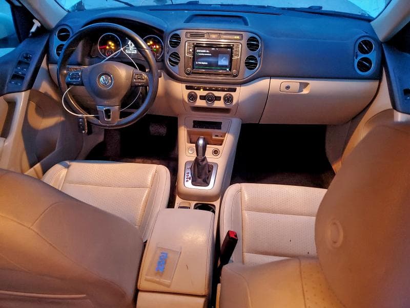 2017 VOLKSWAGEN TIGUAN S S 8