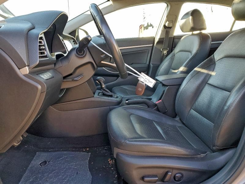 2020 HYUNDAI ELANTRA SEL 7