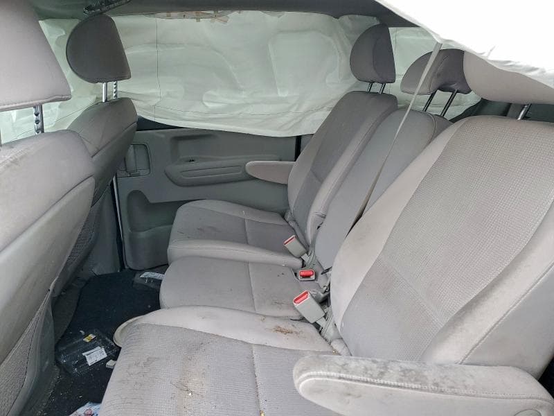 2019 KIA SEDONA LX 11