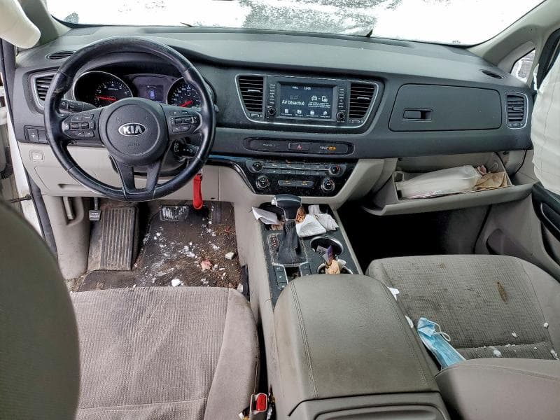 2019 KIA SEDONA LX 8