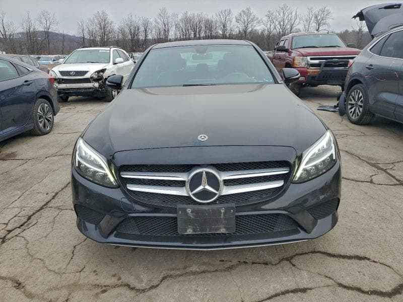 2019 MERCEDES-BENZ C 300 4MATIC 5
