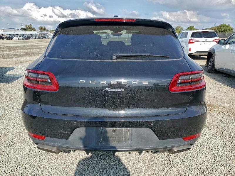 2018 PORSCHE MACAN 7
