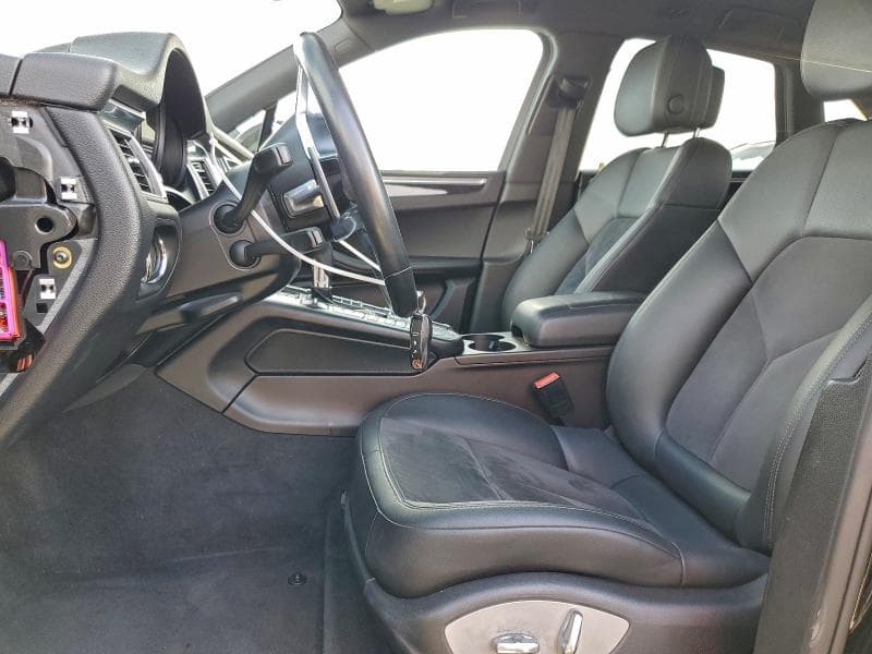 2018 PORSCHE MACAN 8