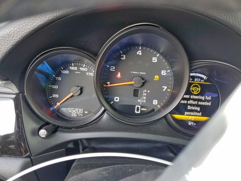 2018 PORSCHE MACAN 10