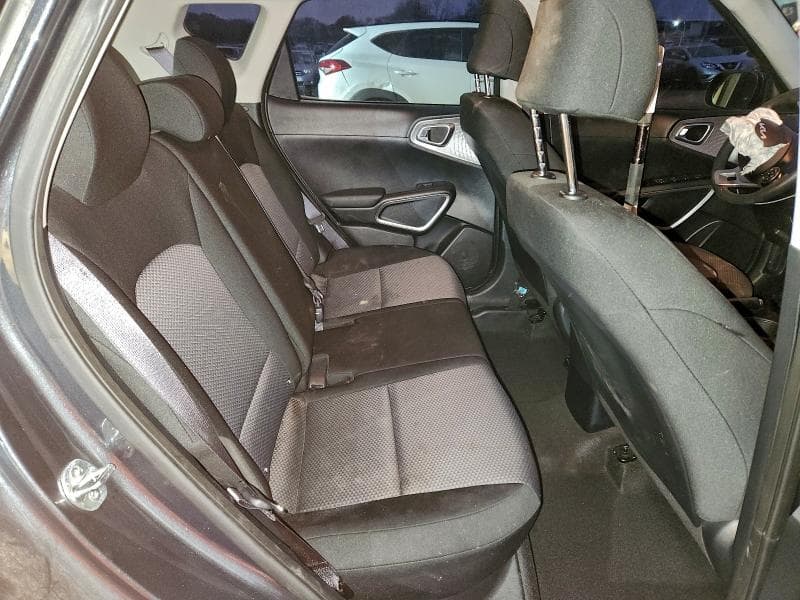2022 KIA SOUL LX 11