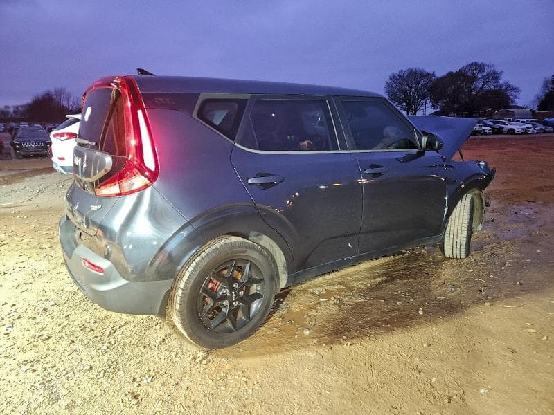 2022 KIA SOUL LX 3
