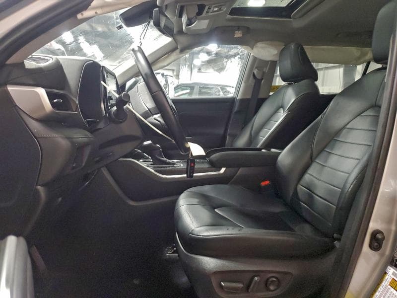 2021 TOYOTA HIGHLANDER HYBRID XLE 7