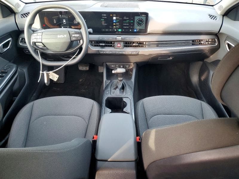 2025 KIA K4 LX LX 8