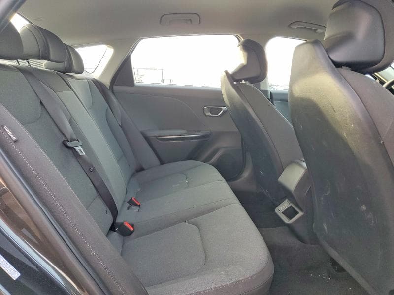 2025 KIA K4 LX LX 10