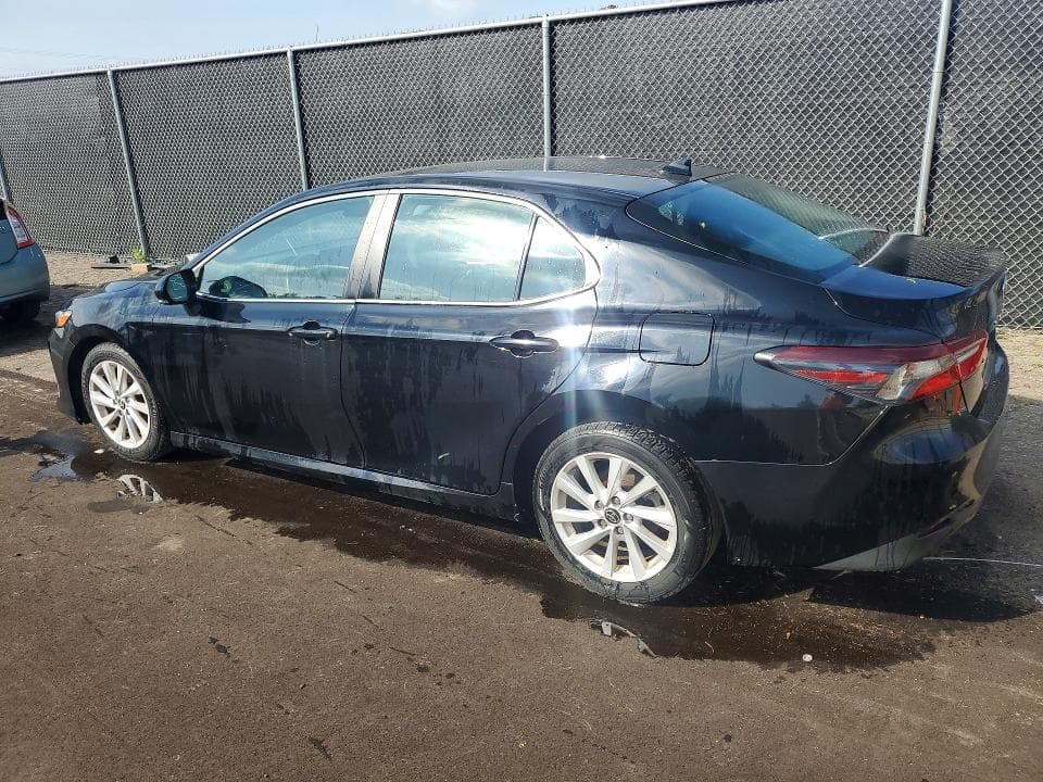 2022 TOYOTA CAMRY LE LE 2