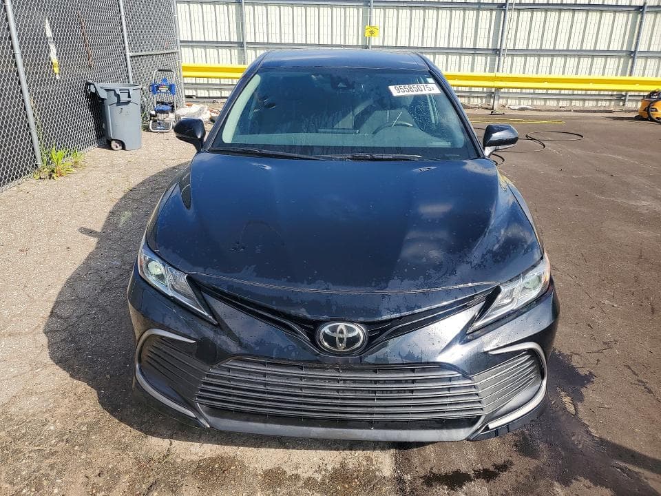 2022 TOYOTA CAMRY LE LE 5