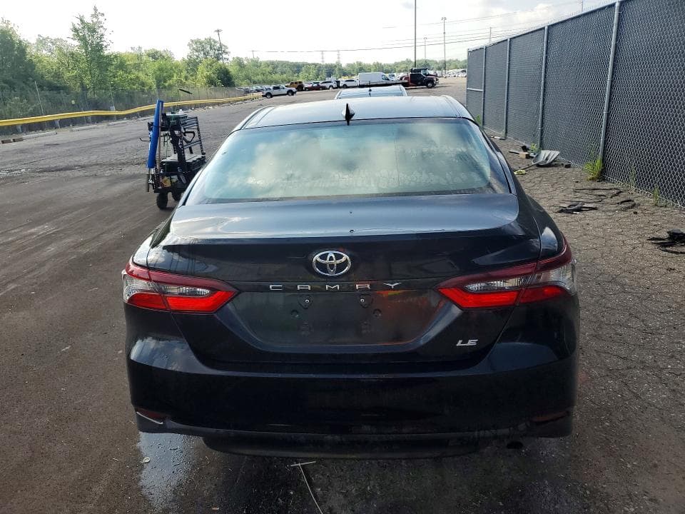 2022 TOYOTA CAMRY LE LE 6