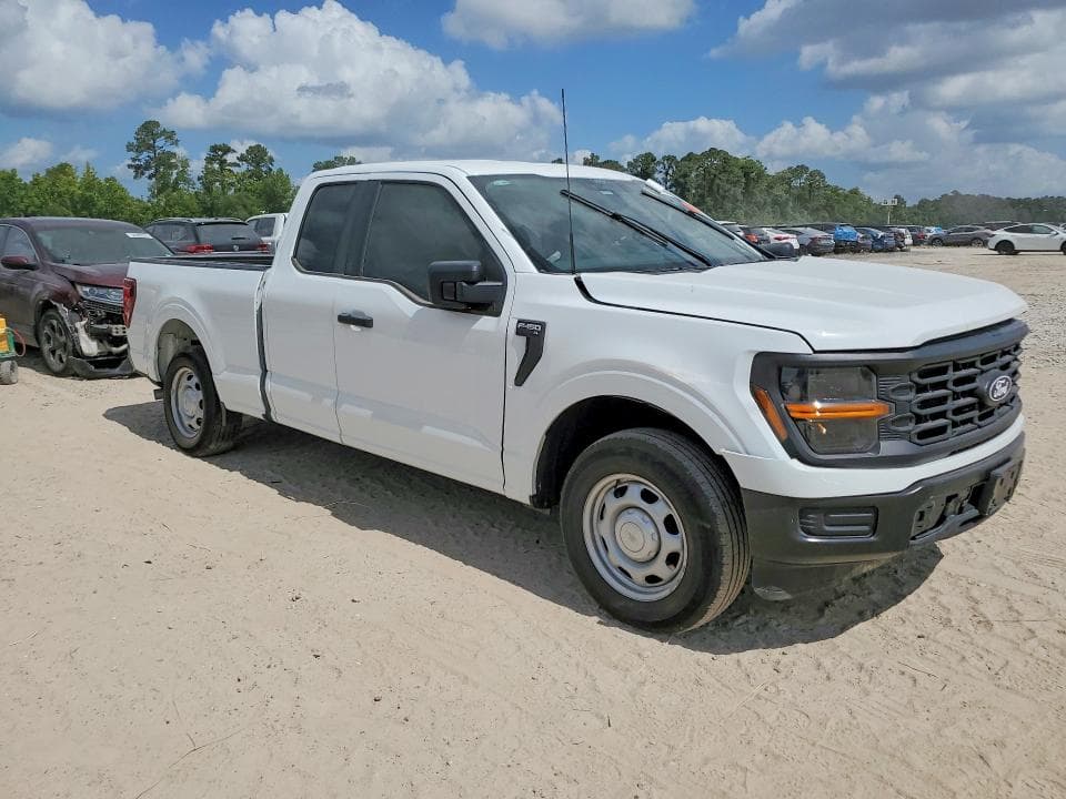 2025 FORD F-150 4
