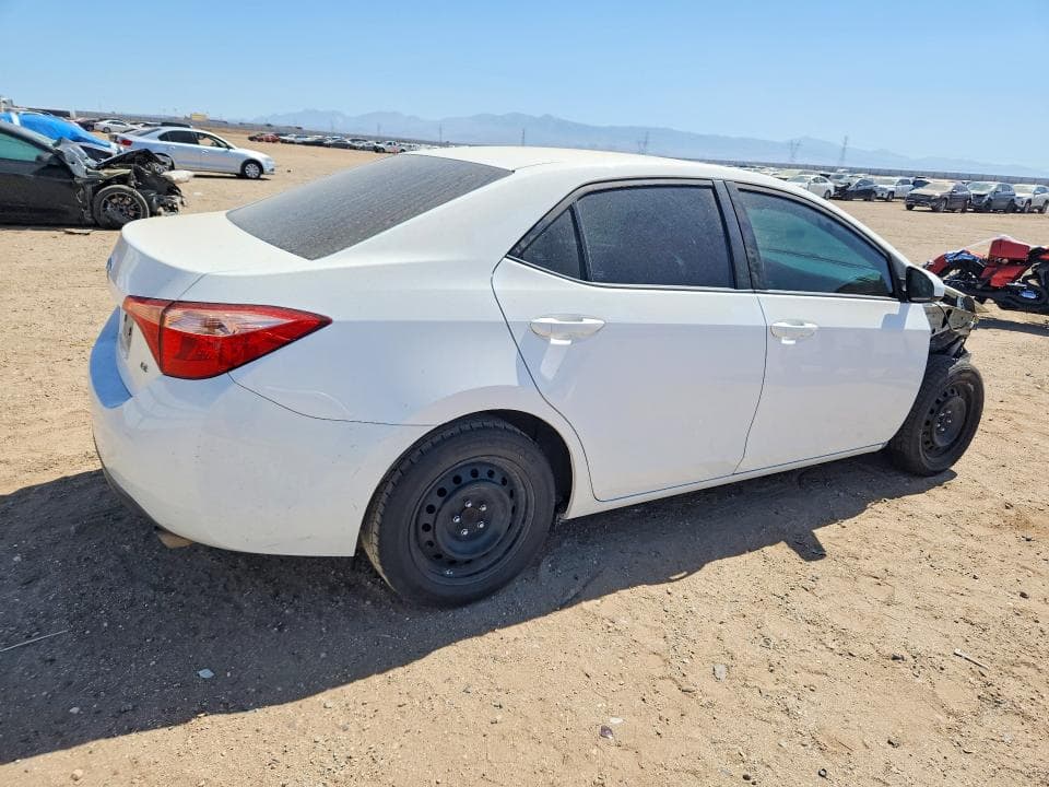 2019 TOYOTA COROLLA LE 3