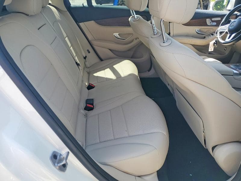 2022 MERCEDES-BENZ GLC 300 4MATIC 11
