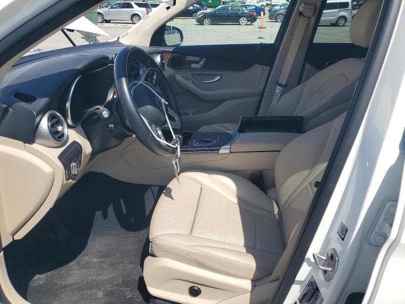 2022 MERCEDES-BENZ GLC 300 4MATIC 7