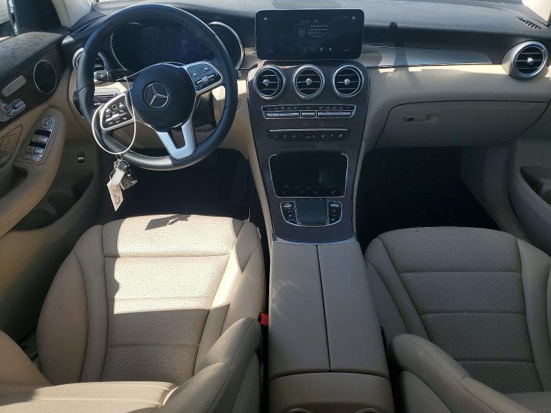 2022 MERCEDES-BENZ GLC 300 4MATIC 8