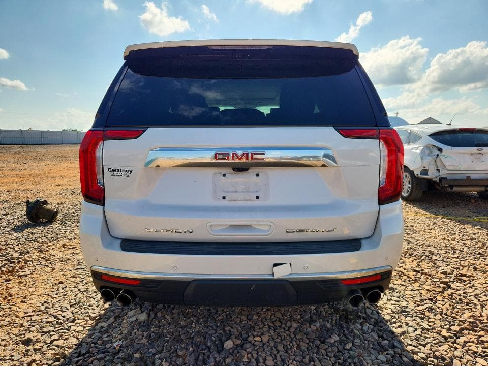 2023 GMC YUKON DENALI 6
