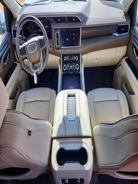 2023 GMC YUKON DENALI 8