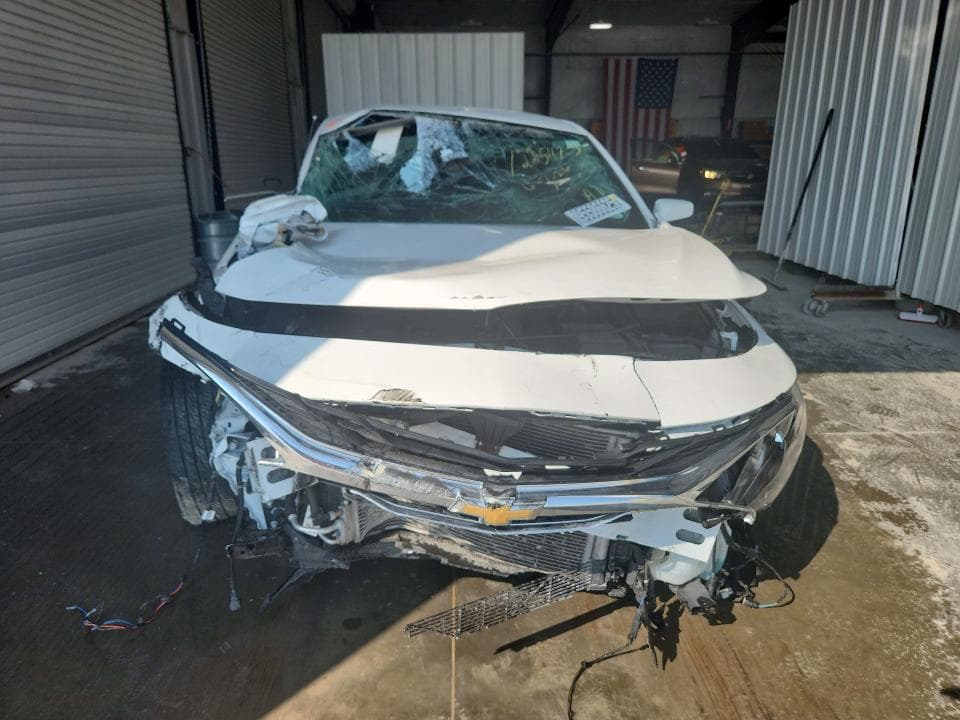 2024 CHEVROLET MALIBU LT 5