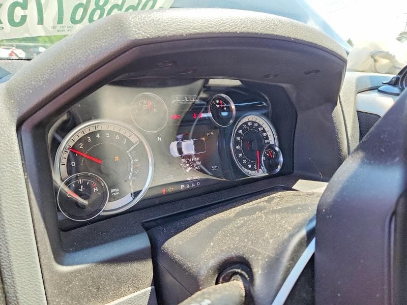 2016 RAM 2500 SLT 9