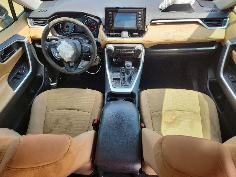 2019 TOYOTA RAV4 LE 8