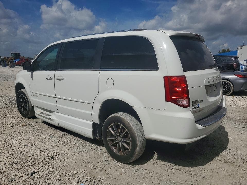 2017 DODGE GRAND CARAVAN SXT 3