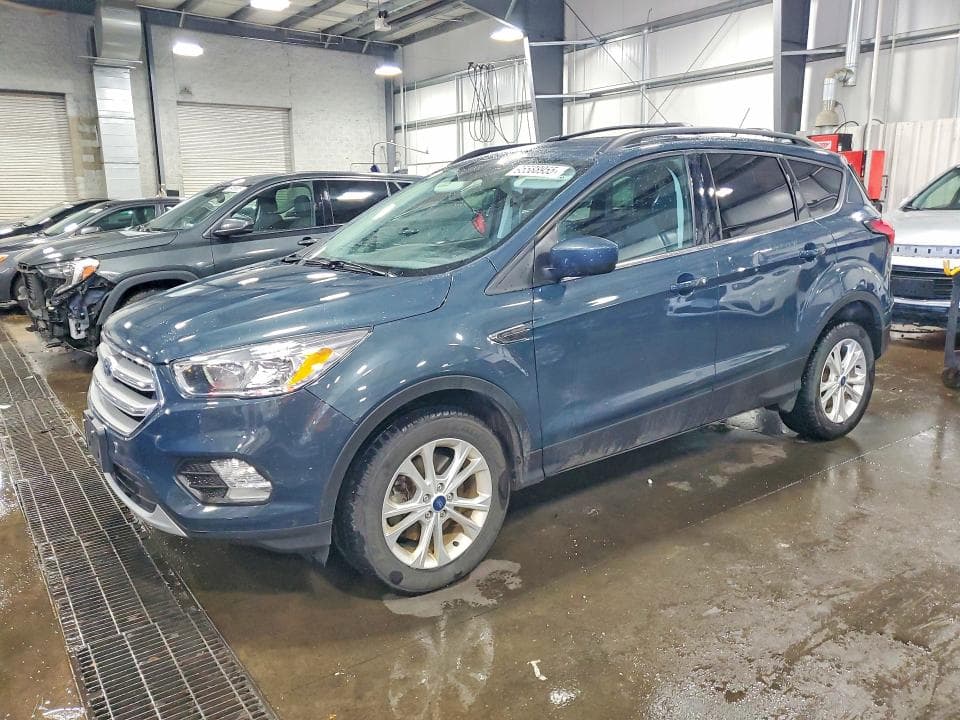 2019 FORD ESCAPE SE SE - 1