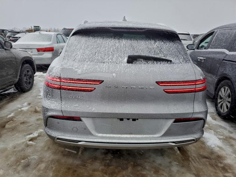 2023 GENESIS GV70 6