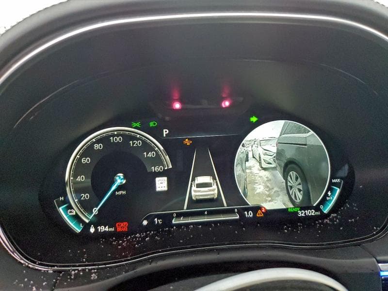 2023 GENESIS GV70 9