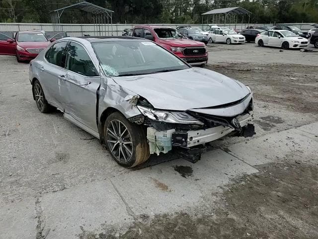 2023 TOYOTA CAMRY XLE XLE 13