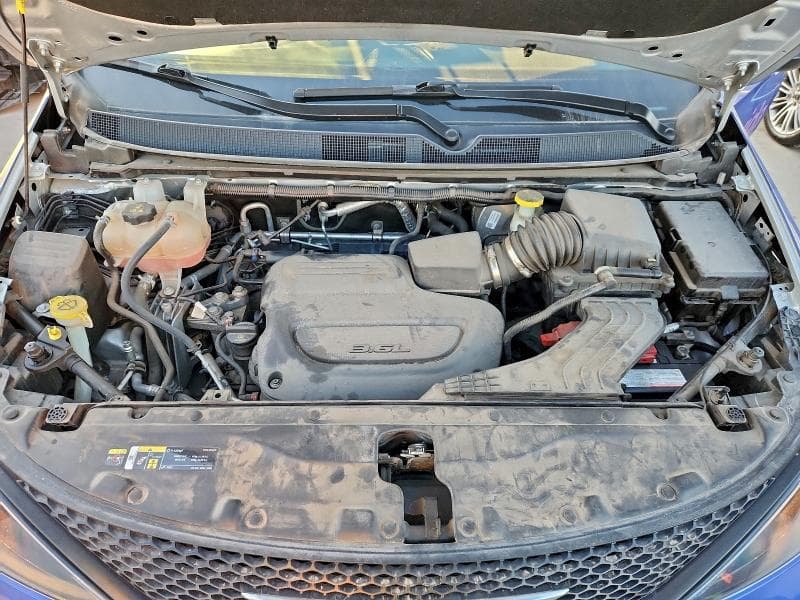 2022 CHRYSLER VOYAGER LX 12