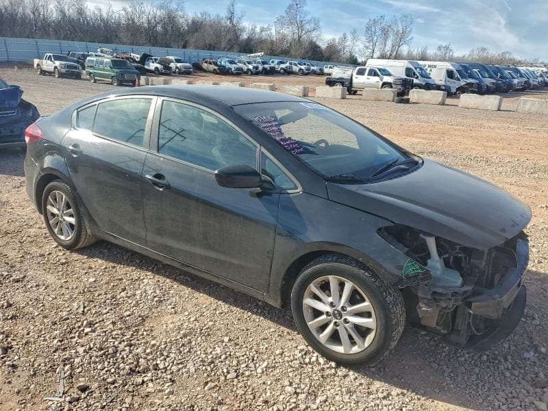 2017 KIA FORTE LX 4