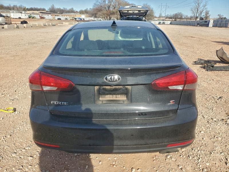 2017 KIA FORTE LX 6