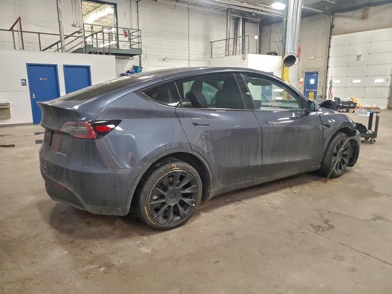 2023 TESLA MODEL Y 3