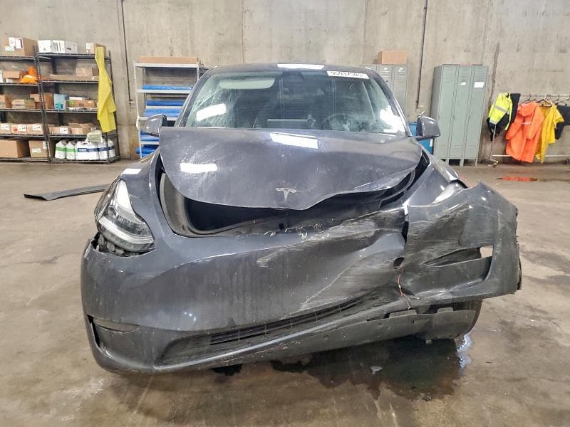 2023 TESLA MODEL Y 5